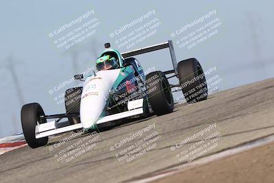 media/Oct-26-2025-CalClub SCCA (Sun) [[8ce1e69566]]/Group 3/Grapevine/